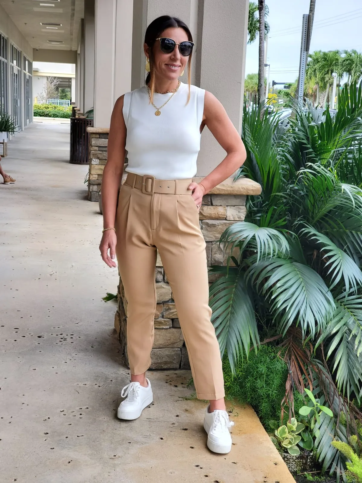 Belted skinny leg pants