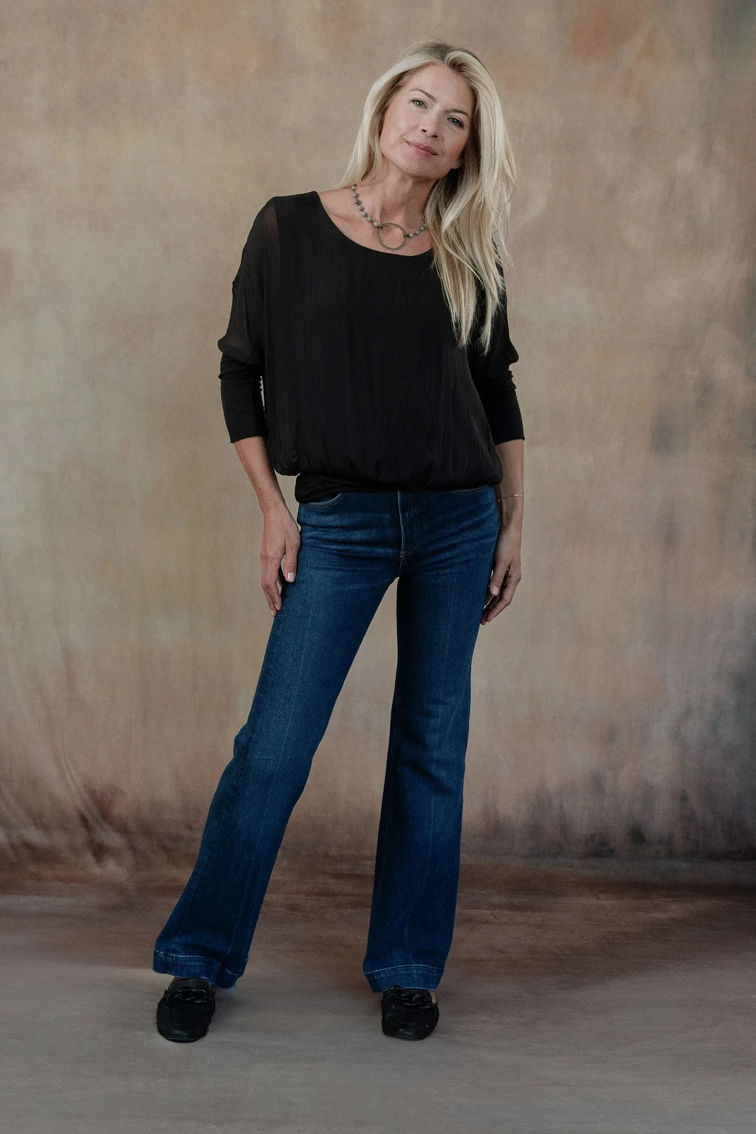 Cassandra Silk Top (Black)