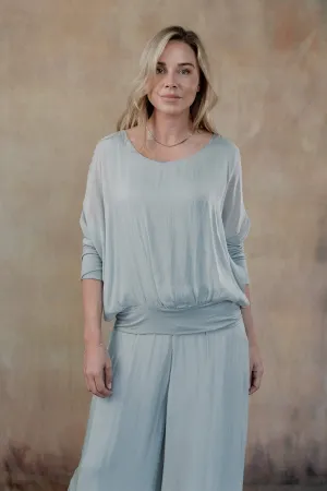 Cassandra Silk Top (Pearl Grey)