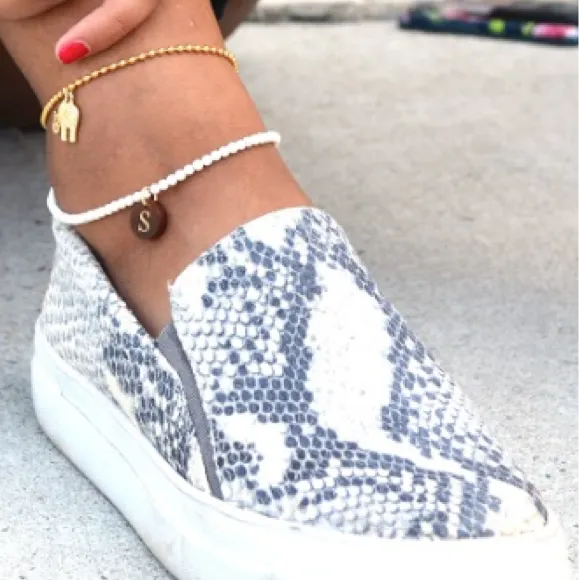 Rhea White Turquoise Anklet